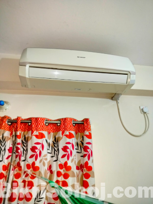 Sharp Non-Inverter 1.5 Ton Air Conditioner